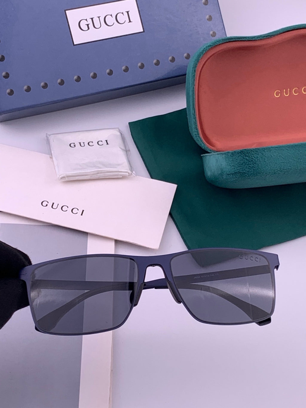 Gucci G6225 Polarized Aviator Gold Lens Sunglasses for Men - 431411
