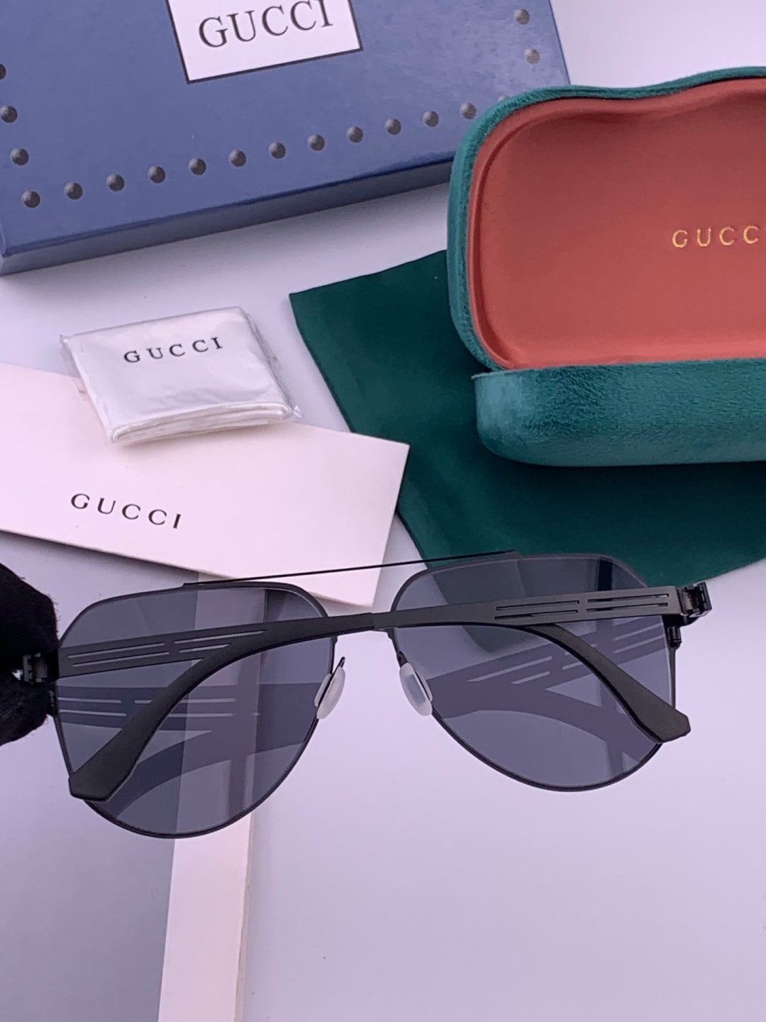 Gucci G5809 Polarized Fashion Gold Lens Sunglasses for Men & Women - 431416 - detail image 6
