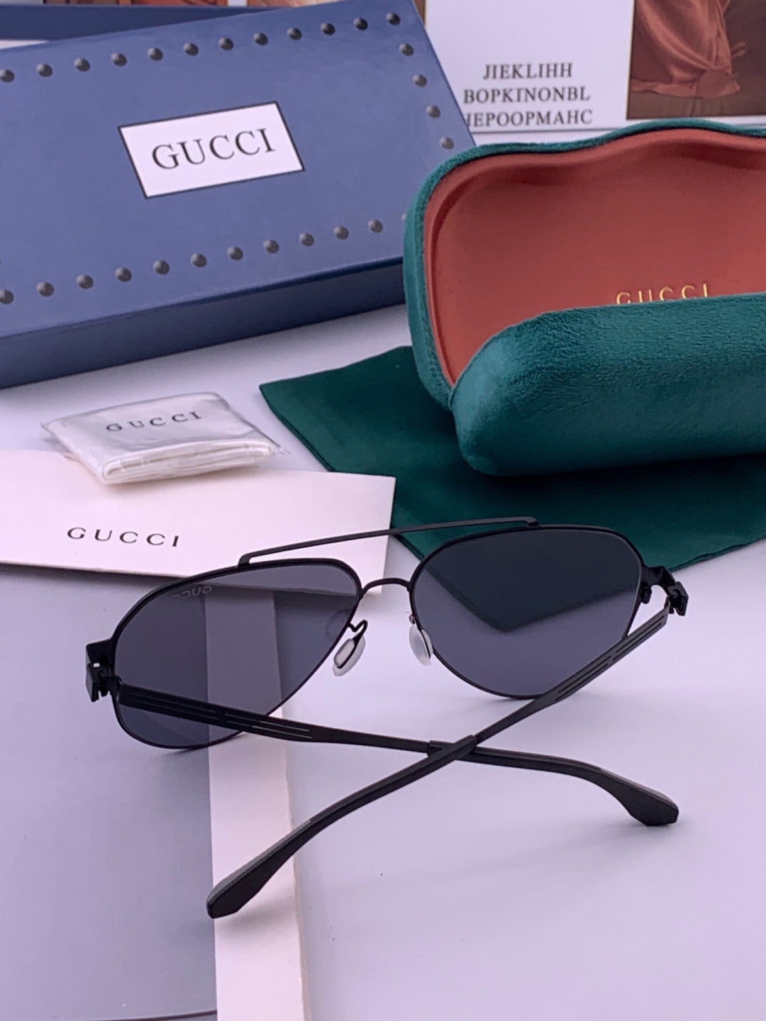 Gucci G5809 Polarized Fashion Gold Lens Sunglasses for Men & Women - 431416 - detail image 4