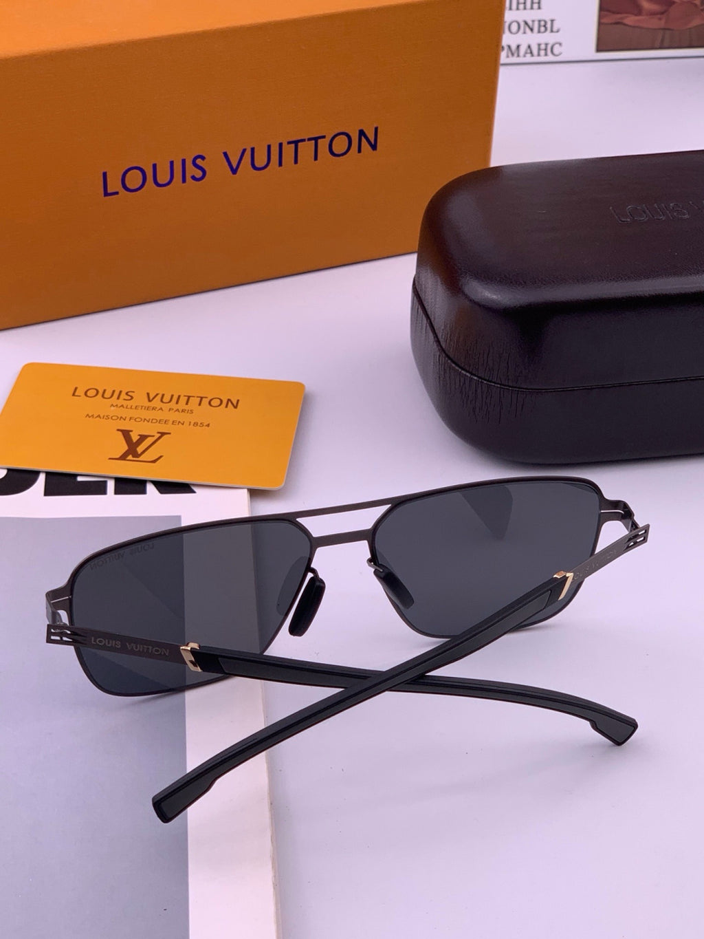 Louis Vuitton L816 Fashion Gold Lens Sunglasses for Men & Women - 431264 - detail image 6