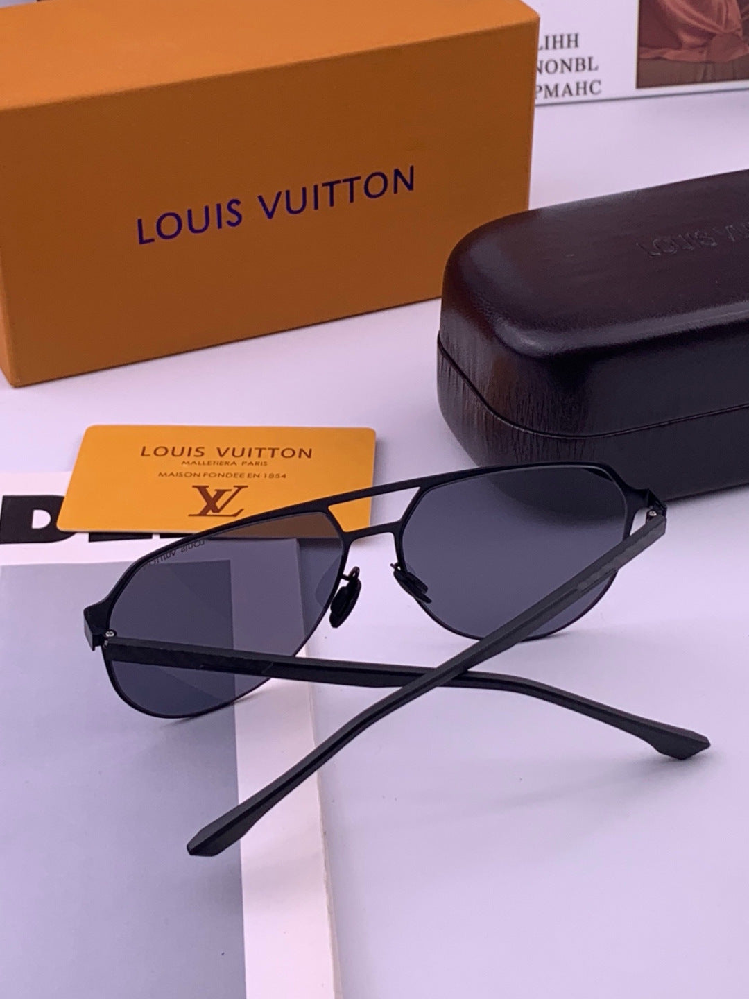 Louis Vuitton L315 Fashion Gold Lens Sunglasses for Men & Women - 431267 - detail image 6
