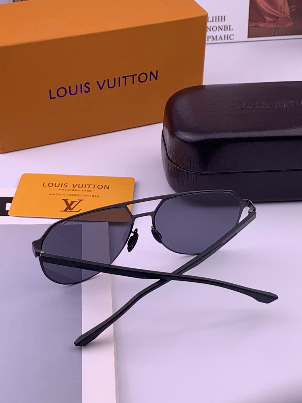 Louis Vuitton L315 Fashion Gold Lens Sunglasses for Men & Women - 431268 - detail image 6
