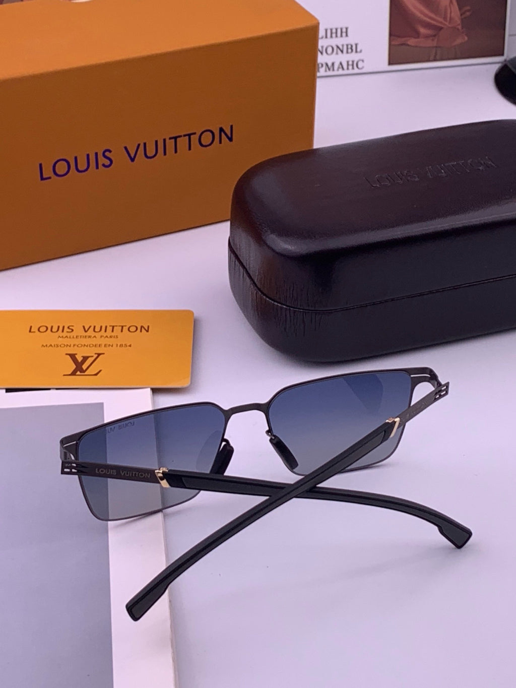 Louis Vuitton L516 Fashion Gold Lens Sunglasses for Men & Women - 431270 - detail image 5