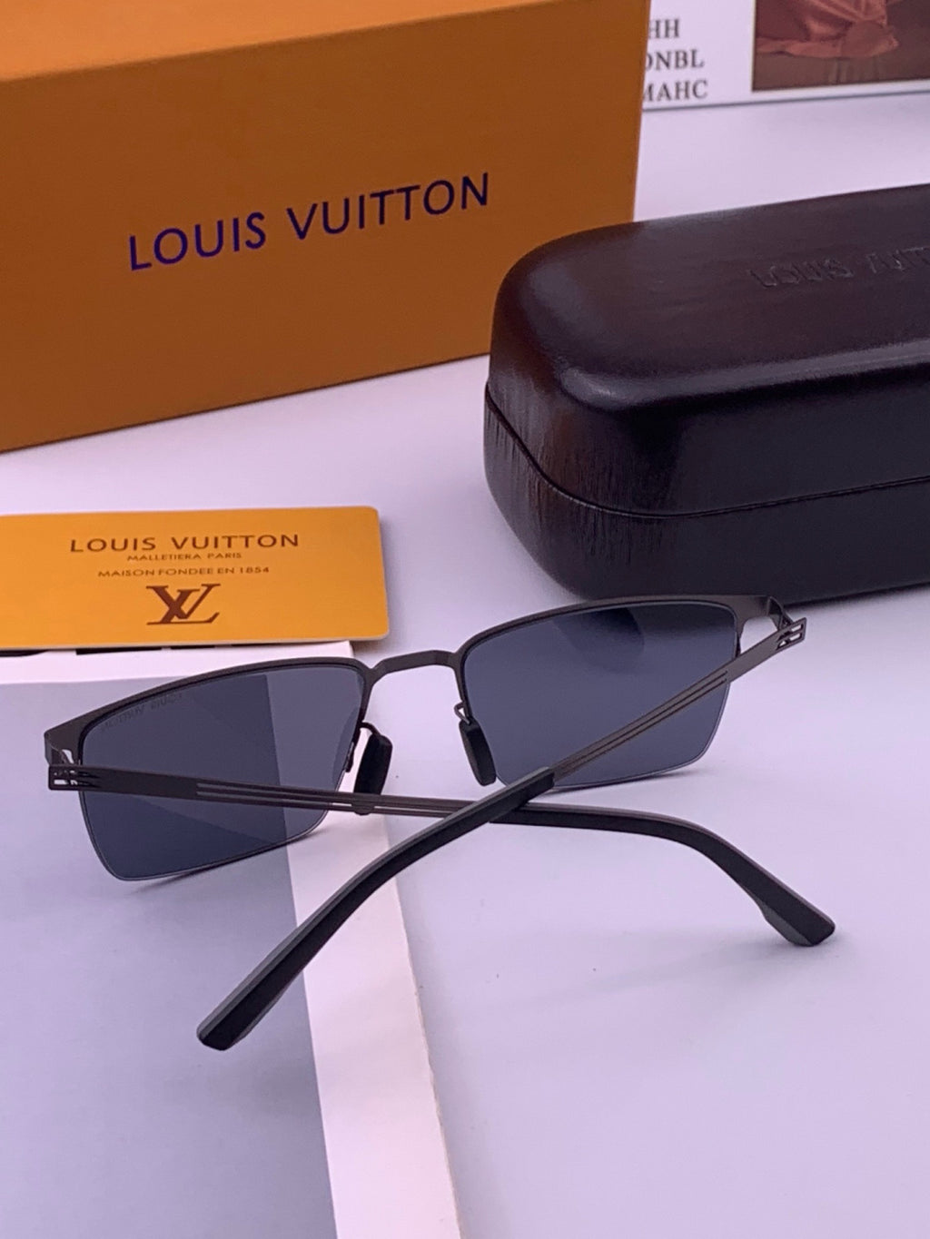 Louis Vuitton L510 Fashion Gold Lens Sunglasses for Men & Women - 431277 - detail image 6