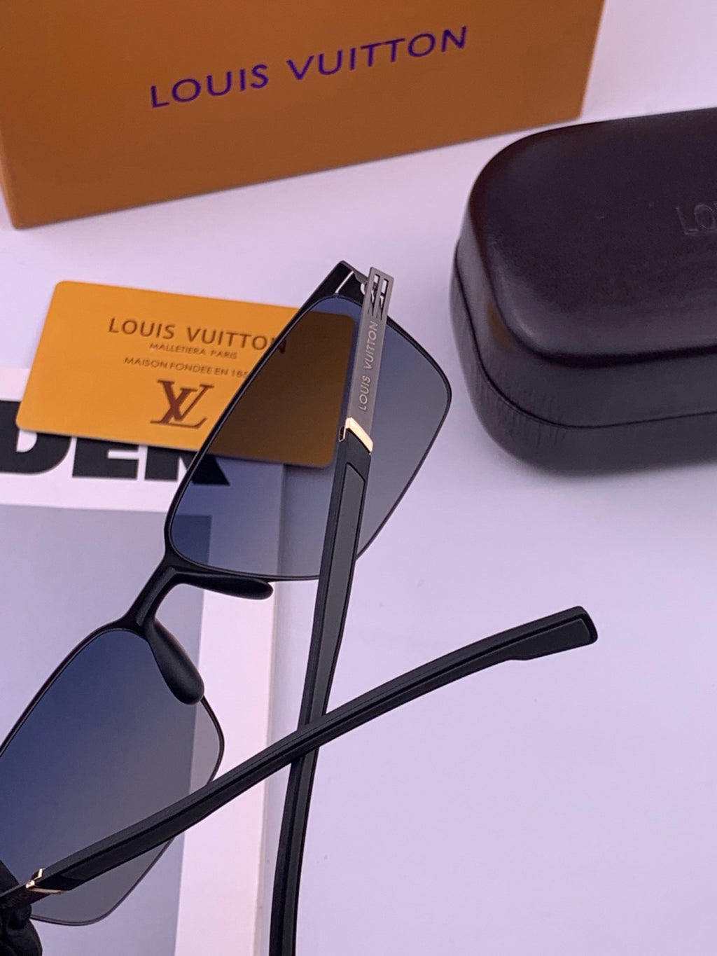 Louis Vuitton L316 Fashion Gold Lens Sunglasses for Men & Women - 431279 - detail image 5