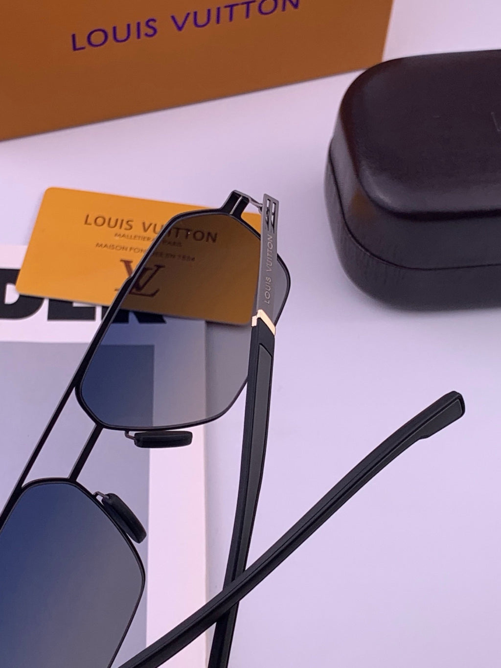 Louis Vuitton L313 Fashion Gold Lens Sunglasses for Men & Women - 431282 - detail image 4