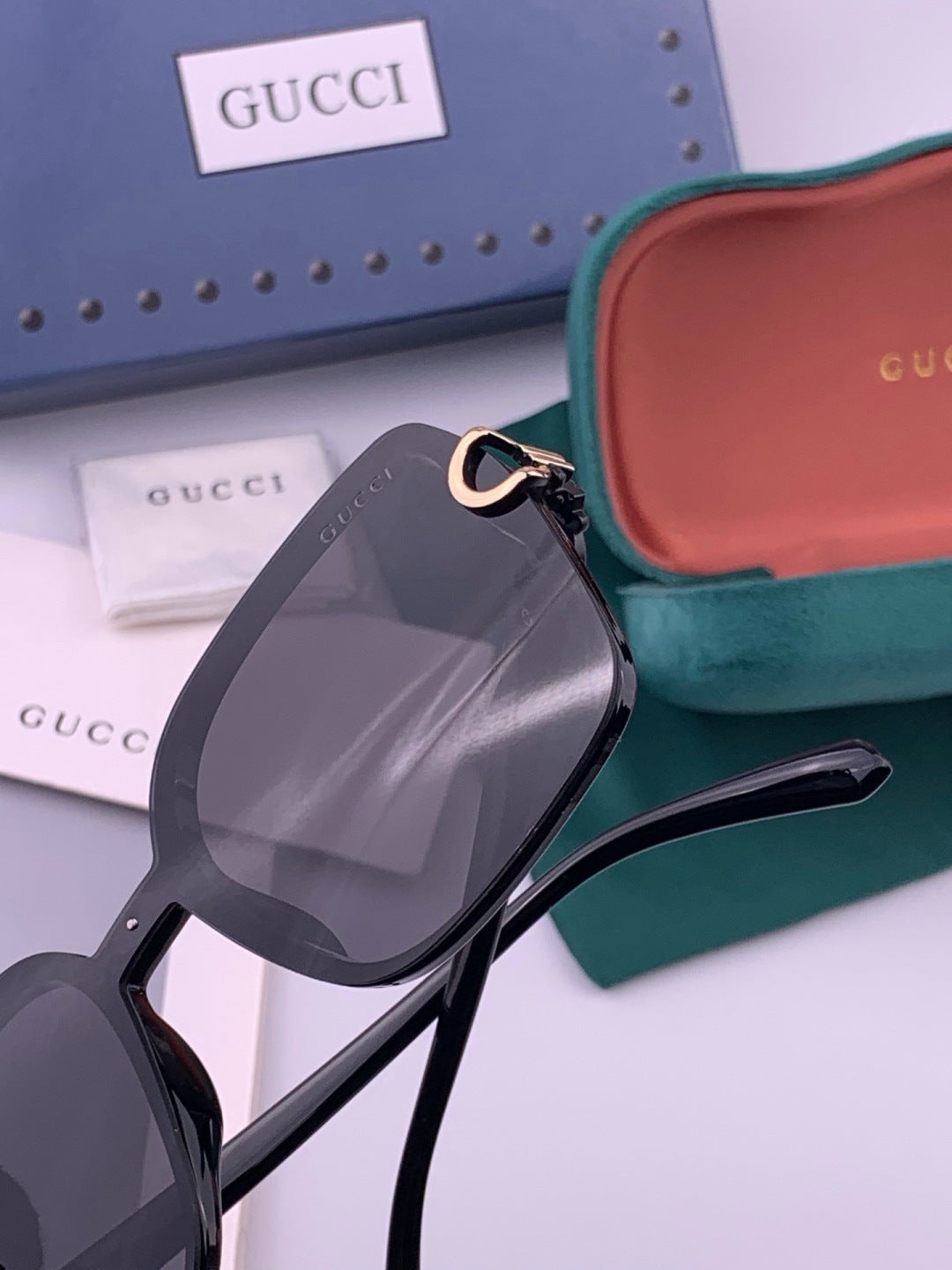 Gucci G9223 Polarized Square Black Lens Sunglasses for Men & Women - 431363 - detail image 5