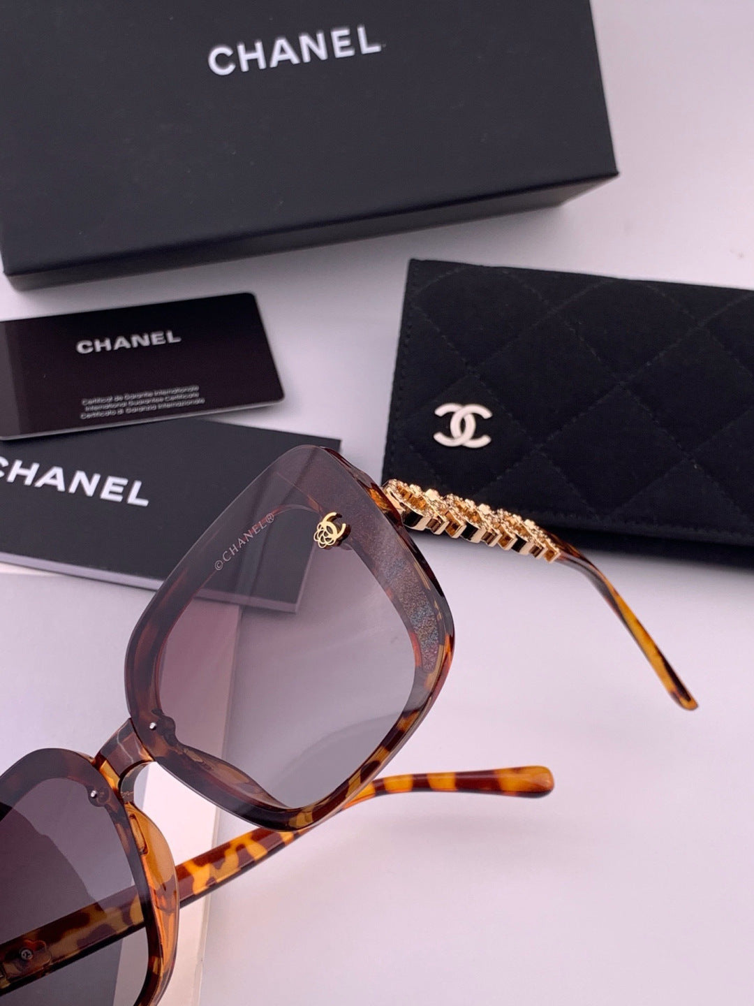 Chanel CH6991 Polarized Round Black Lens Sunglasses for Women - 431584 - detail image 3