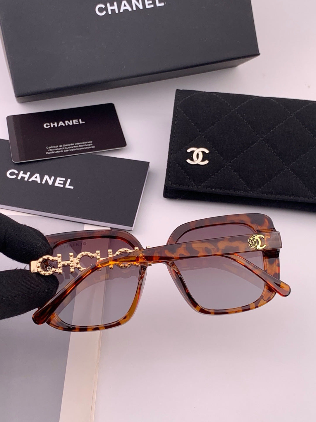 Chanel CH6991 Polarized Round Black Lens Sunglasses for Women - 431584 - detail image 4