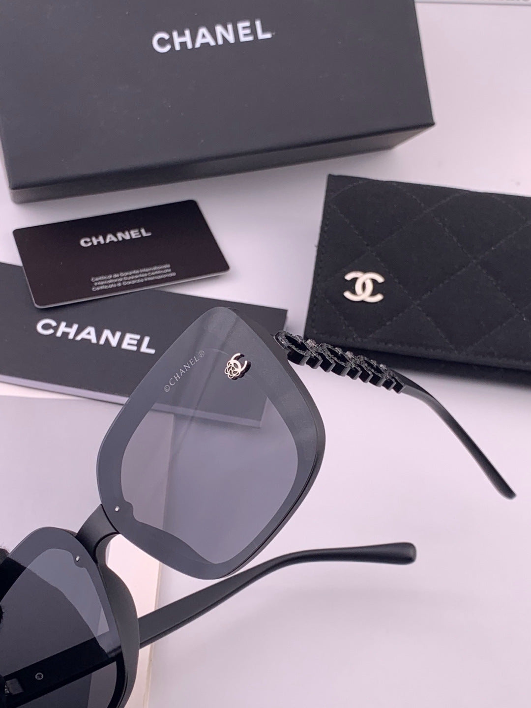 Chanel CH6991 Polarized Round Black Lens Sunglasses for Women - 431585 - detail image 3