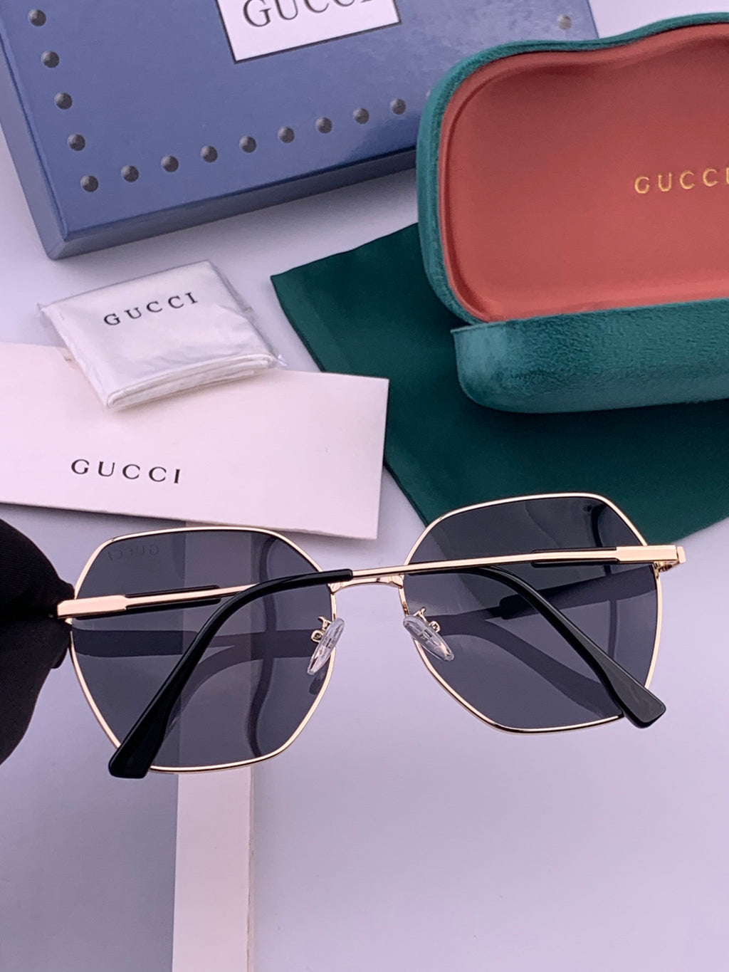 Gucci G9822 Polarized Oversized Brown Lens Sunglasses for Men & Women - 431343 - detail image 4