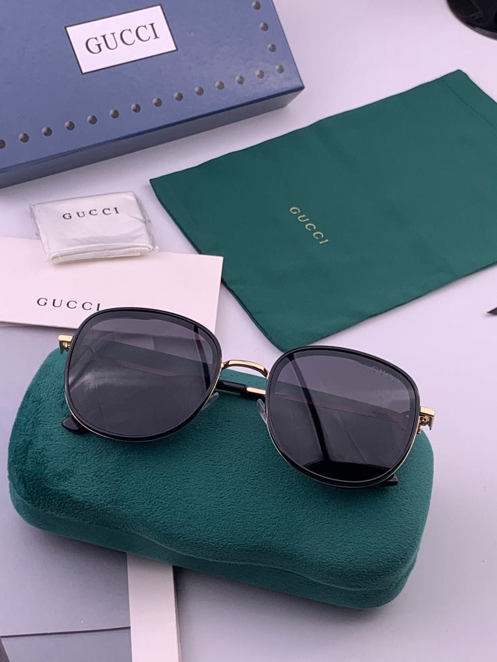 Gucci G9680 Polarized Fashion Black Lens Sunglasses for Men & Women - 431347 - detail image 6