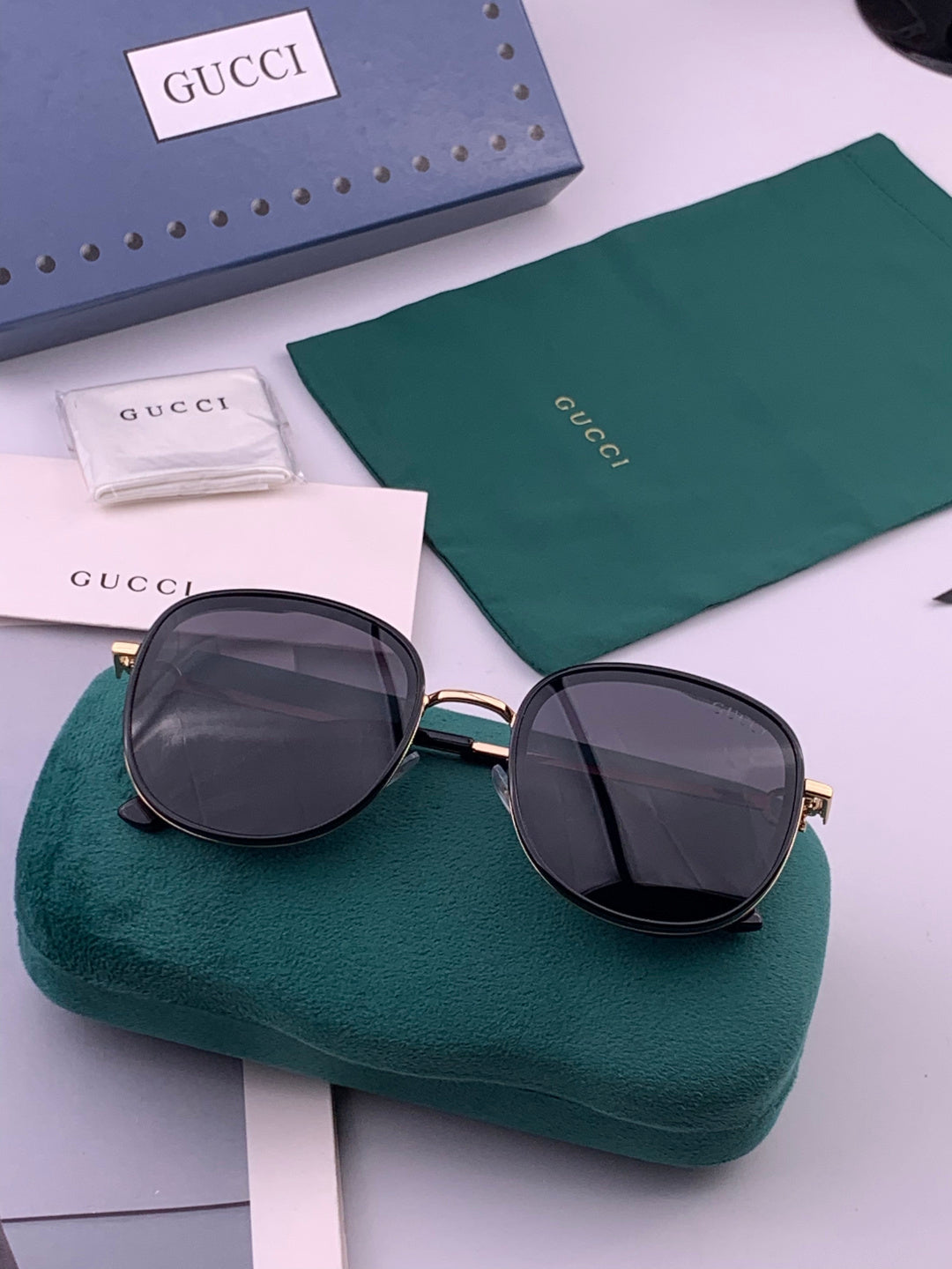 Gucci G9680 Polarized Fashion Black Lens Sunglasses for Men & Women - 431347 - detail image 6