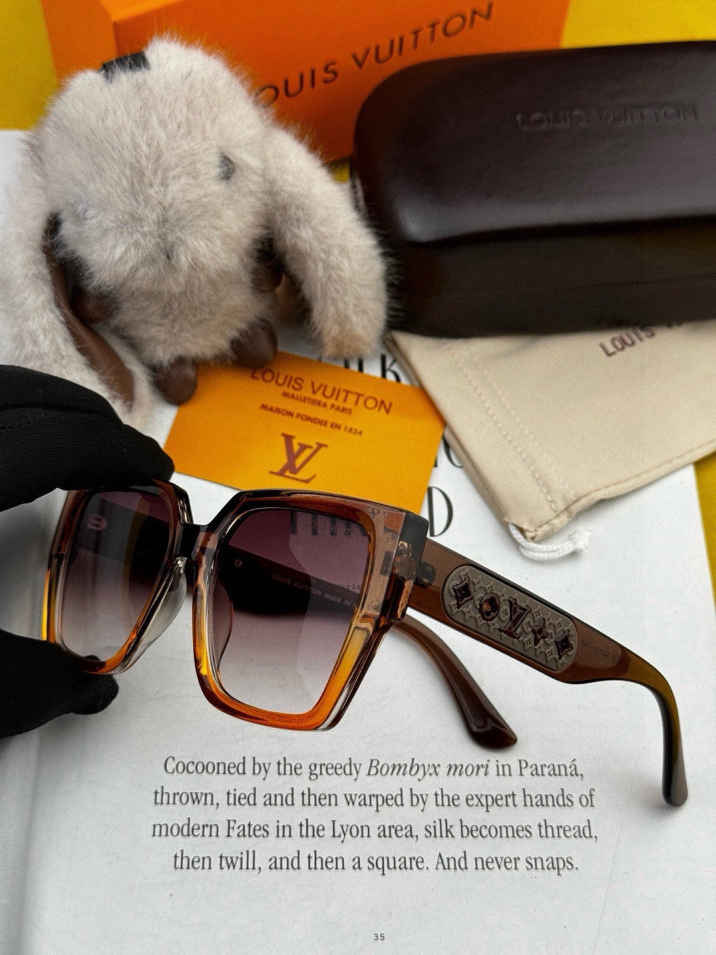 Louis Vuitton L6133 Square Red Lens Sunglasses for Women - 431163 - detail image 4