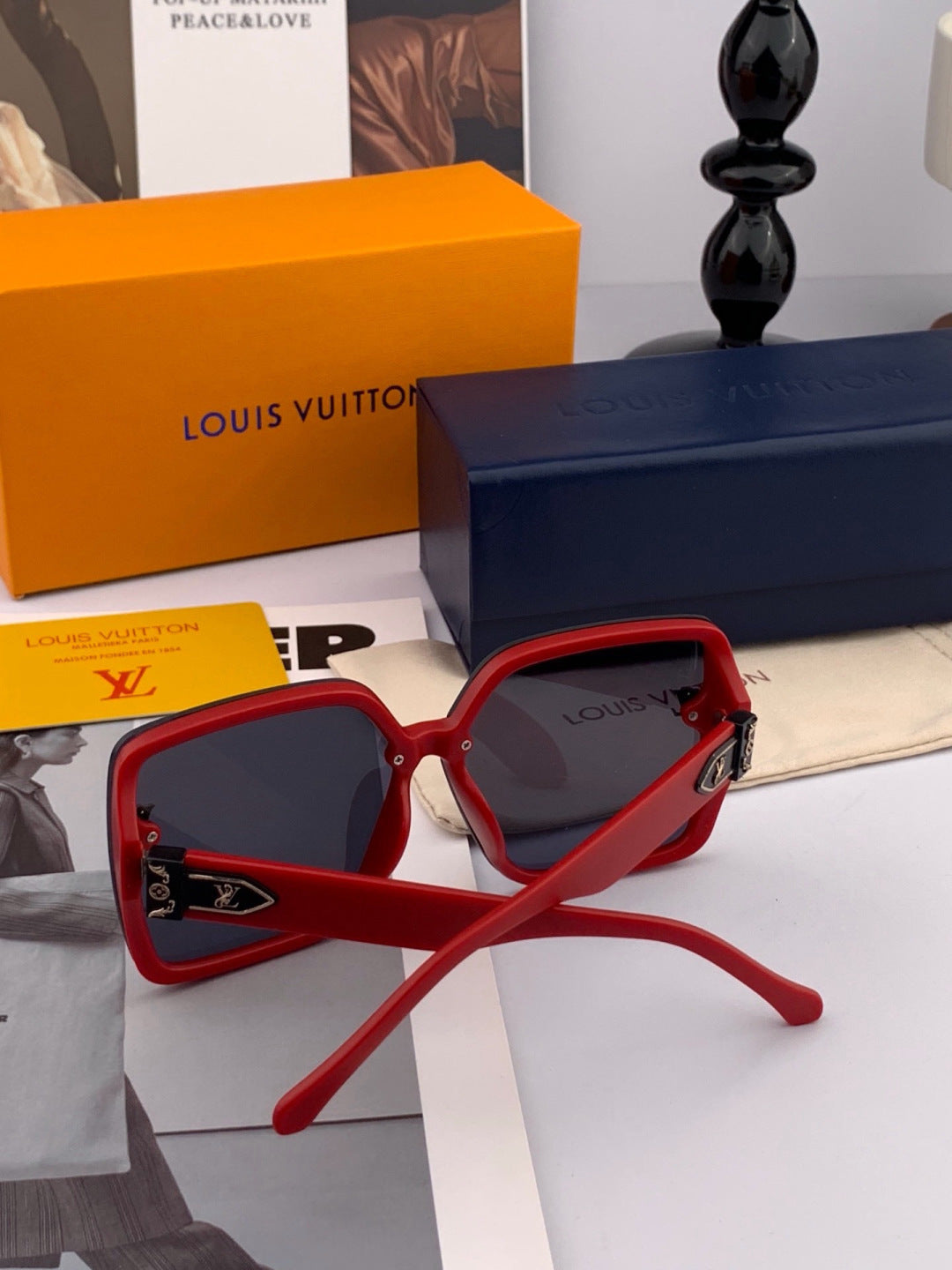 Louis Vuitton L3230 Square Brown Lens Sunglasses for Men & Women - 431165 - detail image 5