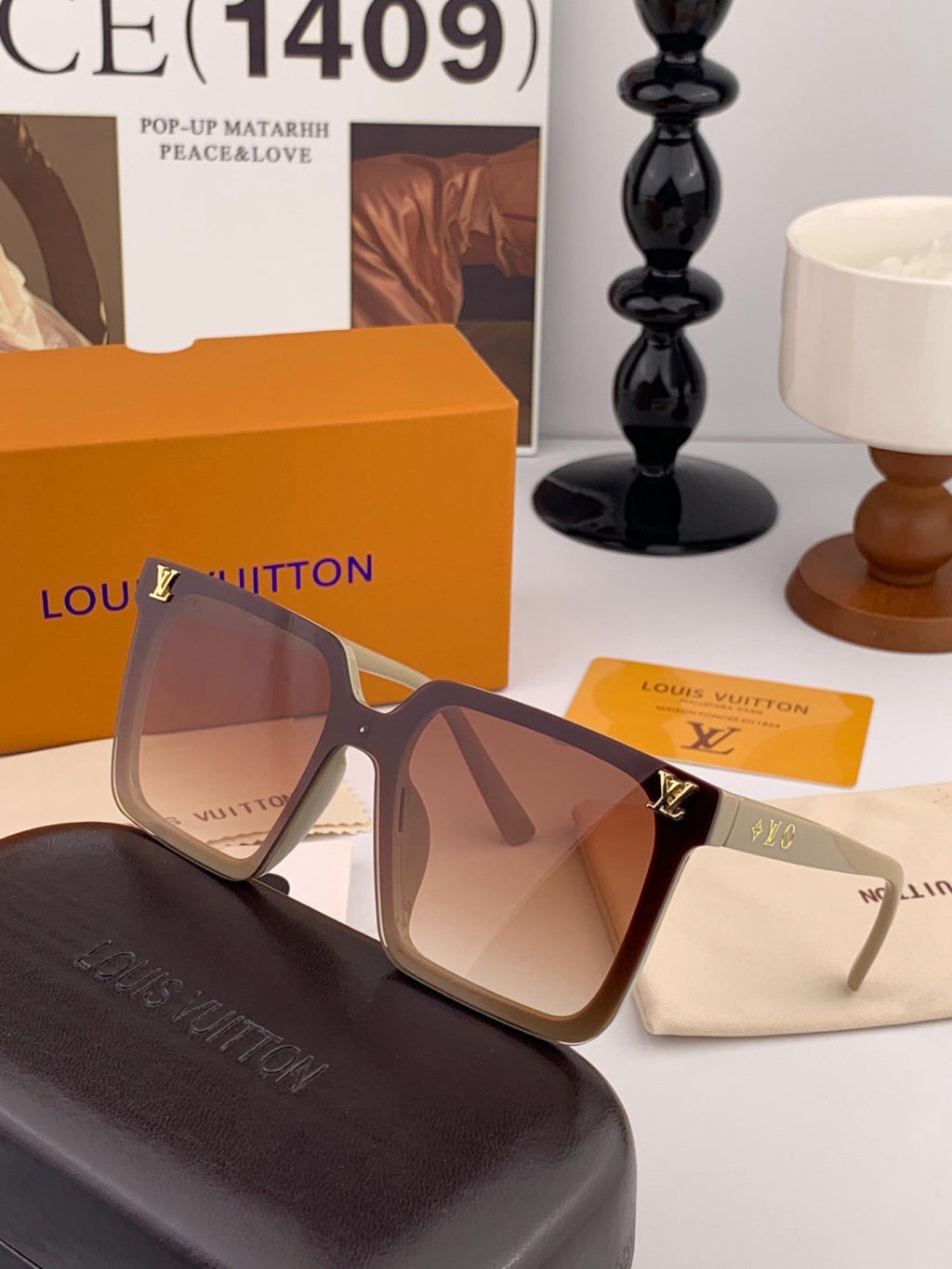 Louis Vuitton L6006 Oversized Black Lens Sunglasses for Men & Women - 431167