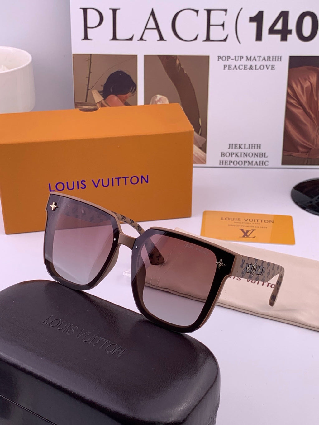 Louis Vuitton L1132 Square Gold Lens Sunglasses for Women - 431168 - detail image 3