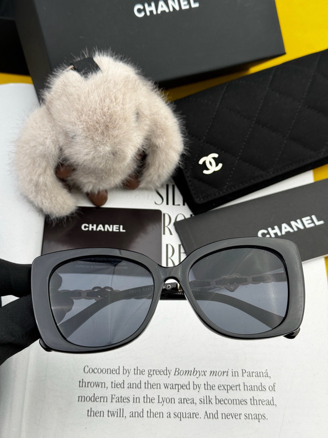 Chanel CH25801 Square Brown Lens Sunglasses for Men & Women - 431573 - detail image 3