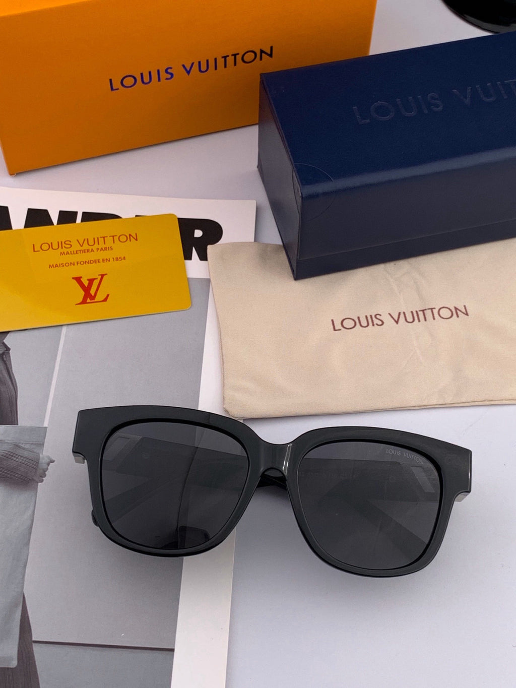 Louis Vuitton L5516 Polarized Square Brown Lens Sunglasses for Men & Women - detail image 2