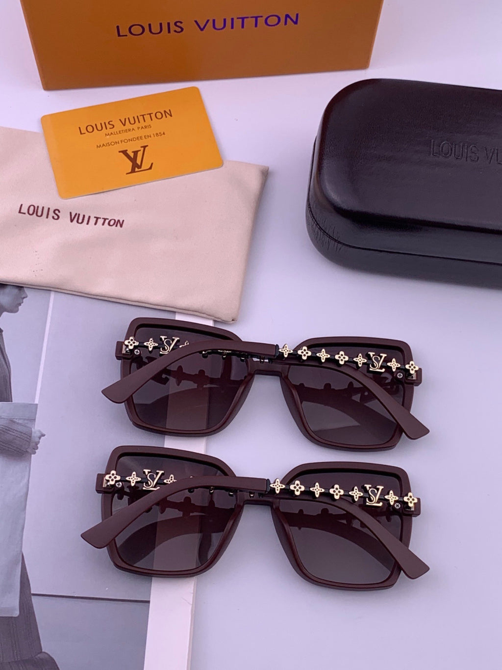 Louis Vuitton L3992 Polarized Square Black Lens Sunglasses for Men & Women - detail image 5