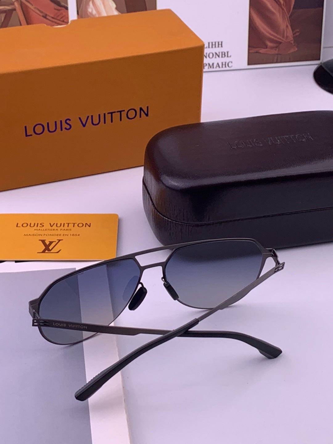 Louis Vuitton L712 Fashion Black Lens Sunglasses for Men & Women - 431156 - detail image 5