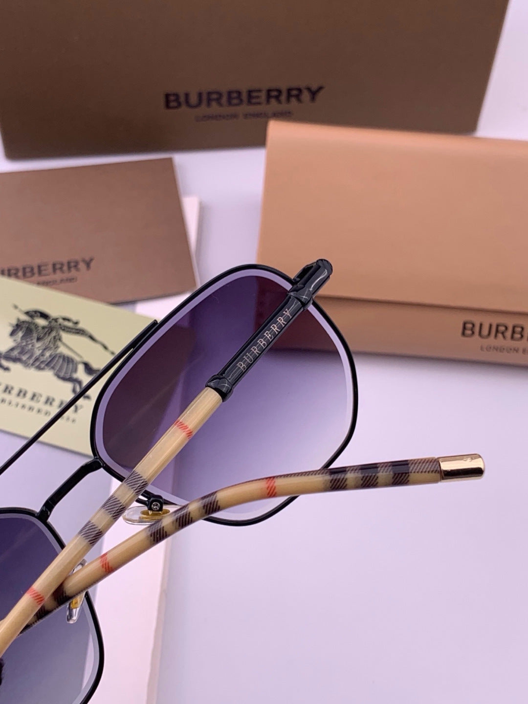 Burberry B938 Aviator Purple Lens Sunglasses for Men - 449593 - detail image 6