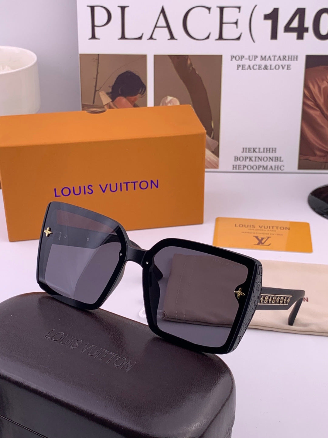Louis Vuitton Fashion Gold Lens Sunglasses for Men & Women - 448591 - detail image 3