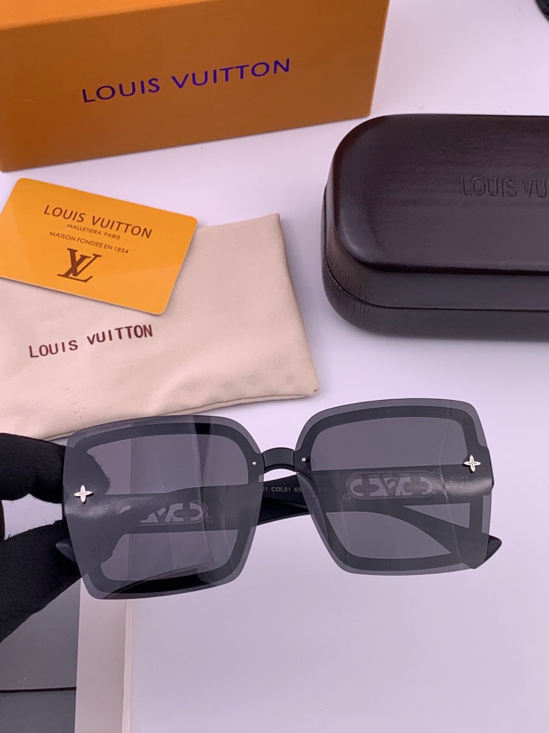 Louis Vuitton Polarized Square Brown Lens Sunglasses for Men & Women - 448597
