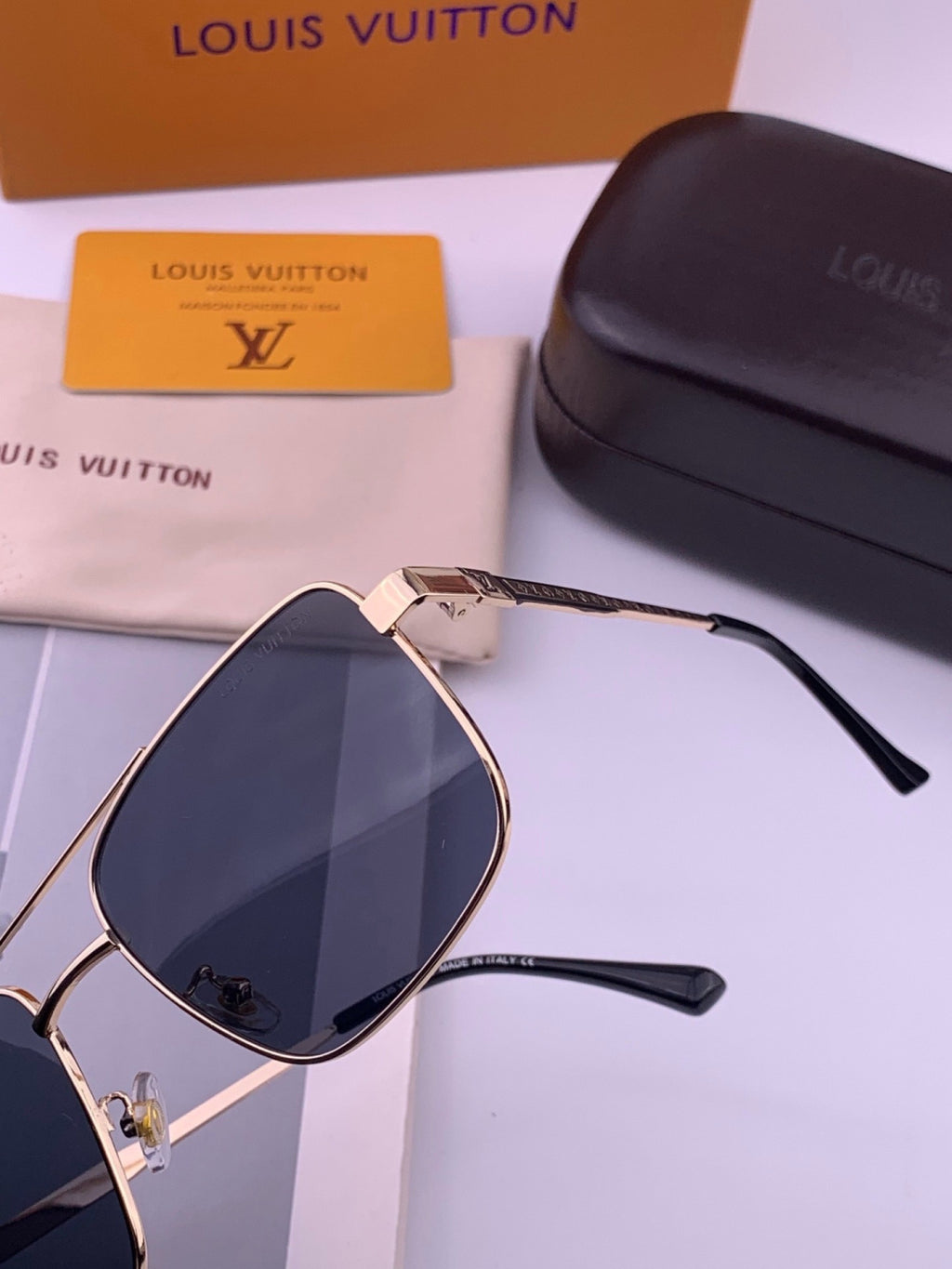 Louis Vuitton L3905 Aviator Gray Lens Sunglasses for Men & Women - 448599 - detail image 5