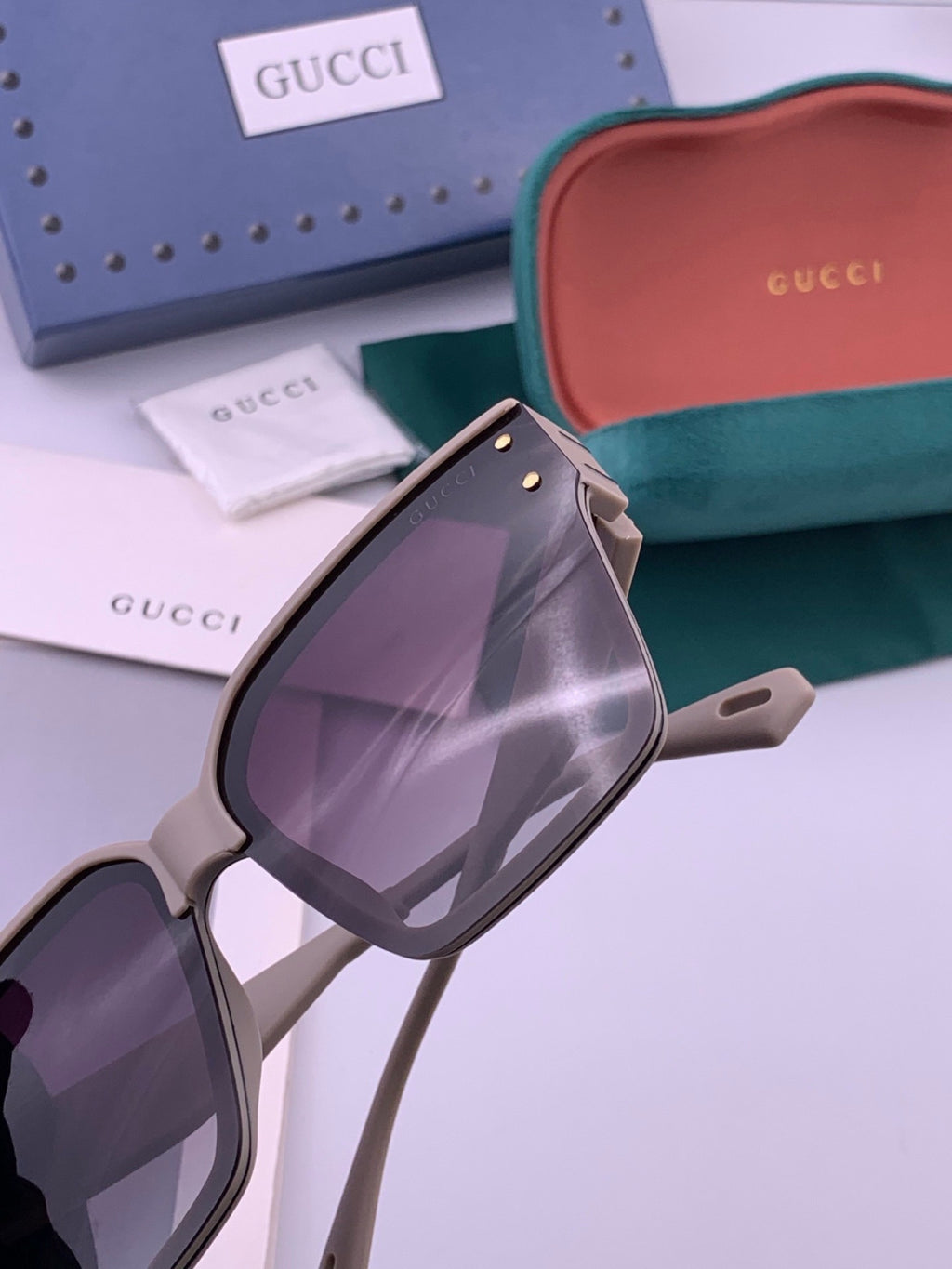 Gucci G7290 Metal Square Red Lens Sunglasses for Men & Women - 448722 - detail image 4