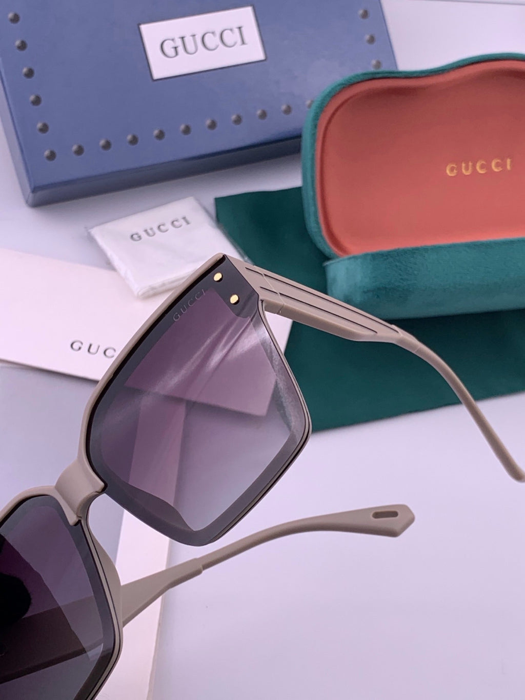 Gucci G7290 Metal Square Red Lens Sunglasses for Men & Women - 448722 - detail image 2