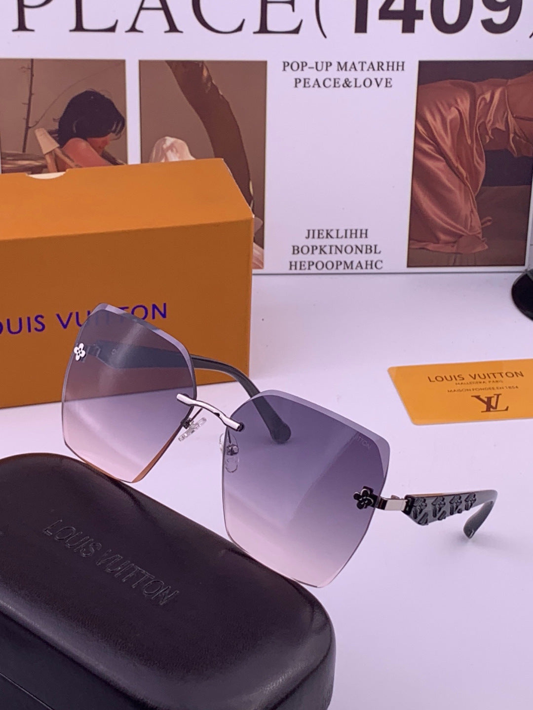 Louis Vuitton L8612 Square Gold Lens Sunglasses for Men & Women - 448513 - detail image 2