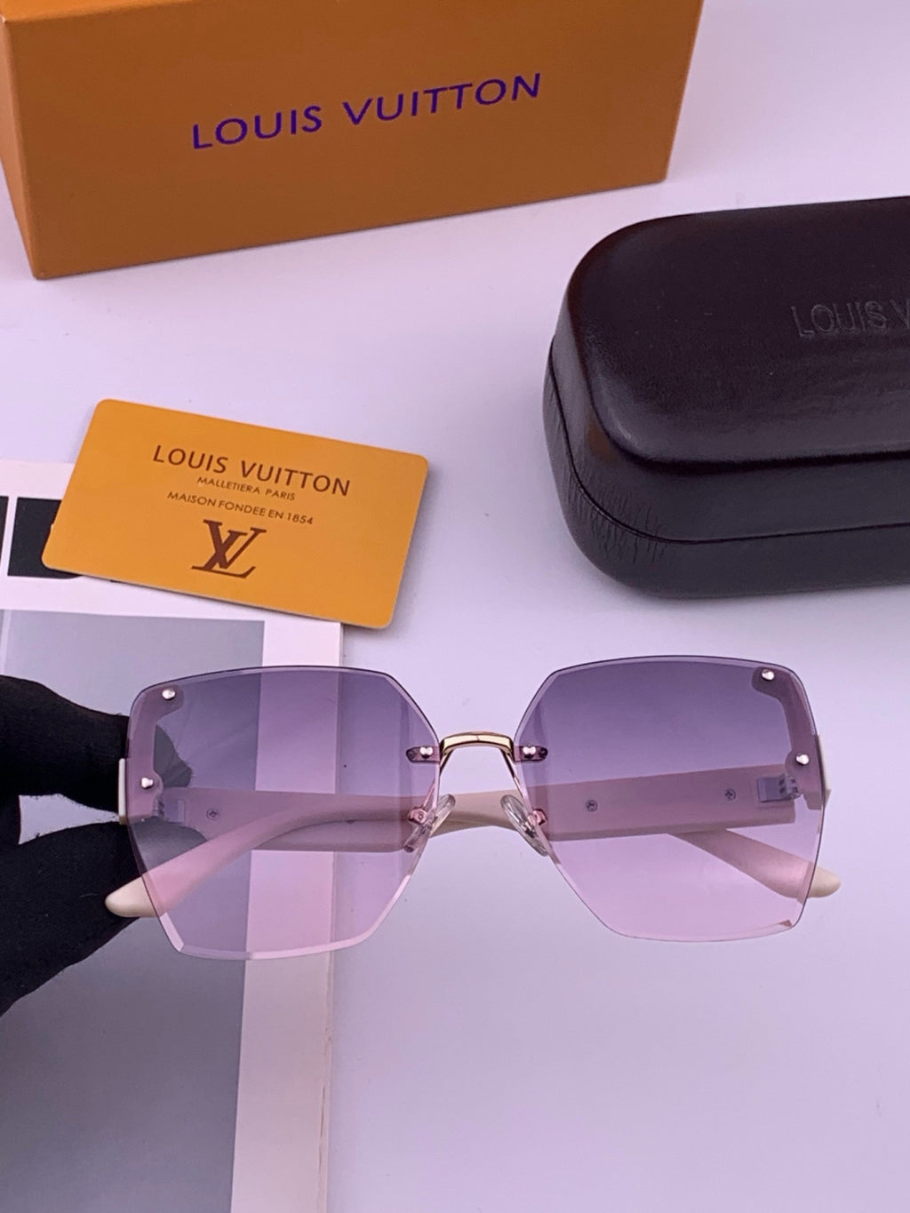 Louis Vuitton L6519 Polarized Square Brown Lens Sunglasses for Men & - 448514