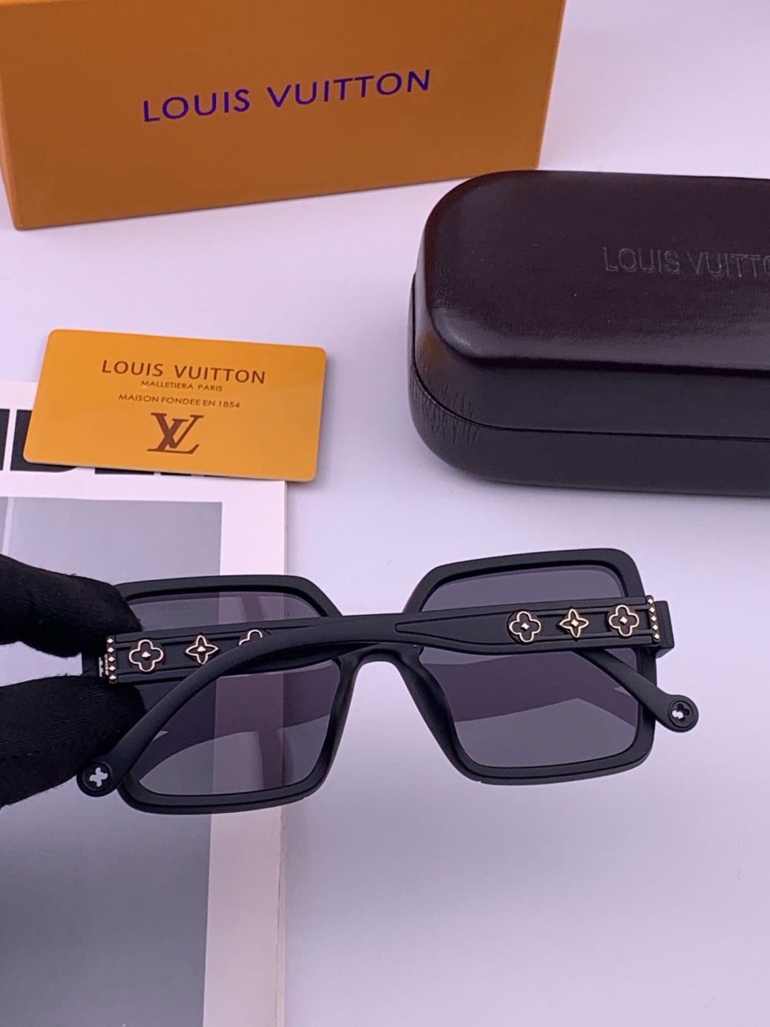 Louis Vuitton L5710 Polarized Square Brown Lens Sunglasses for Men & - 448518 - detail image 5
