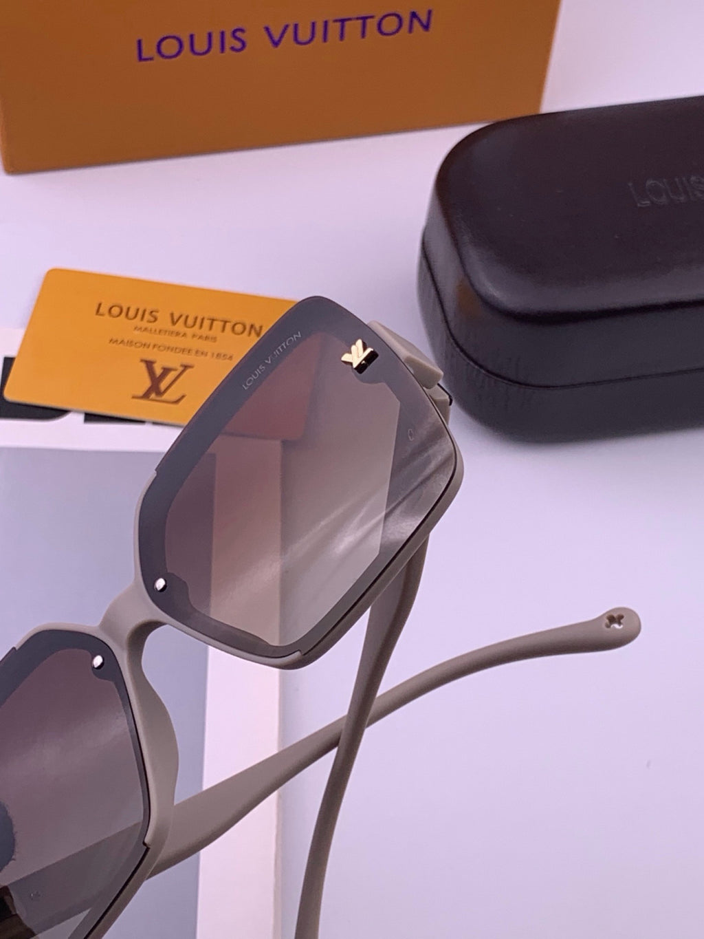 Louis Vuitton L5710 Polarized Square Brown Lens Sunglasses for Men & - 448519 - detail image 6