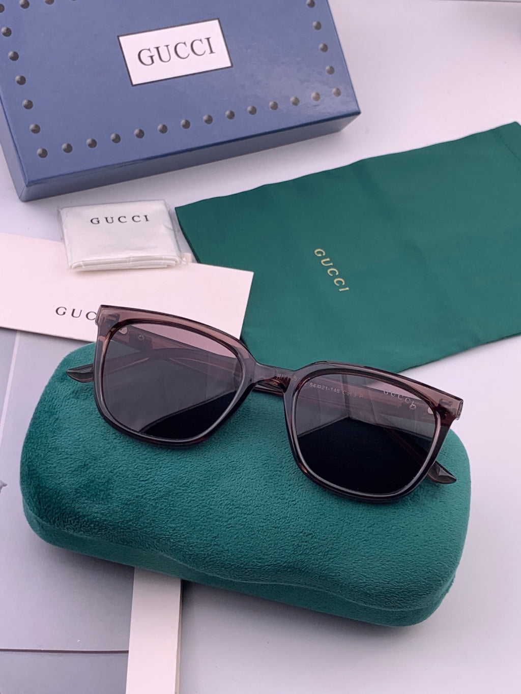 Gucci G57712 Polarized Square Red Lens Sunglasses for Women - detail image 7