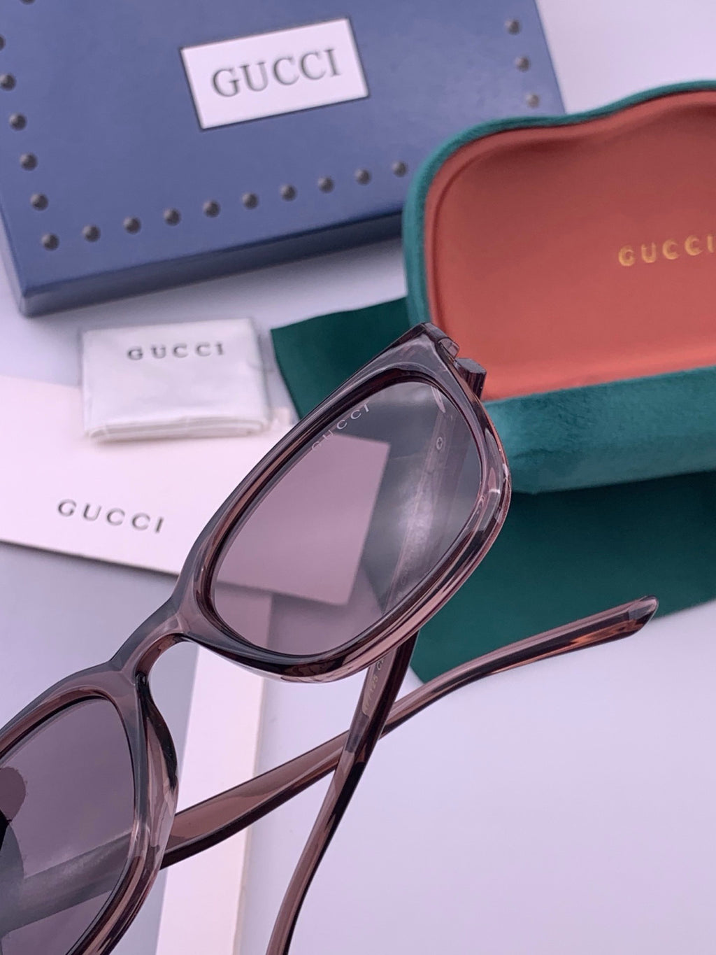 Gucci G57712 Polarized Square Red Lens Sunglasses for Women - detail image 5