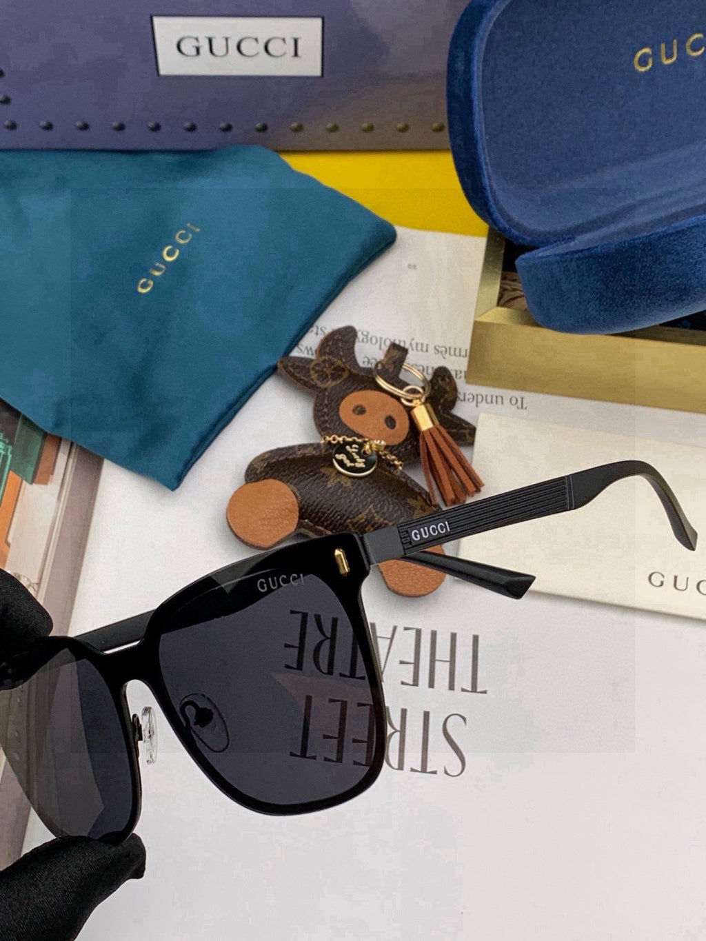 Gucci G075 Fashion Brown Lens Sunglasses for Men & Women - 448692 - detail image 4