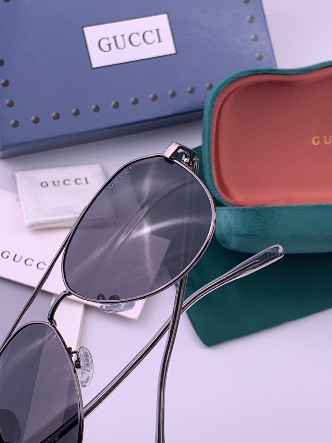 Gucci 5327 Polarized Aviator Gold Lens Sunglasses for Men & Women - 448704 - detail image 6