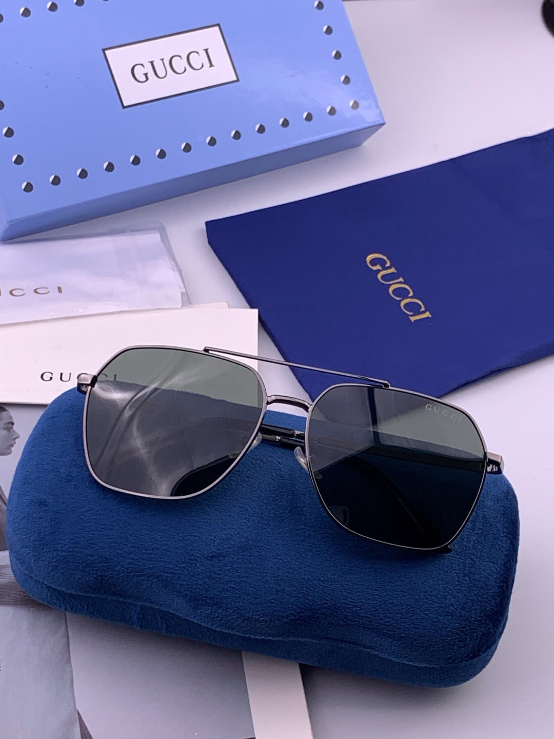 Gucci 0863 Polarized Aviator Gold Lens Sunglasses for Men & Women - 448712 - detail image 5