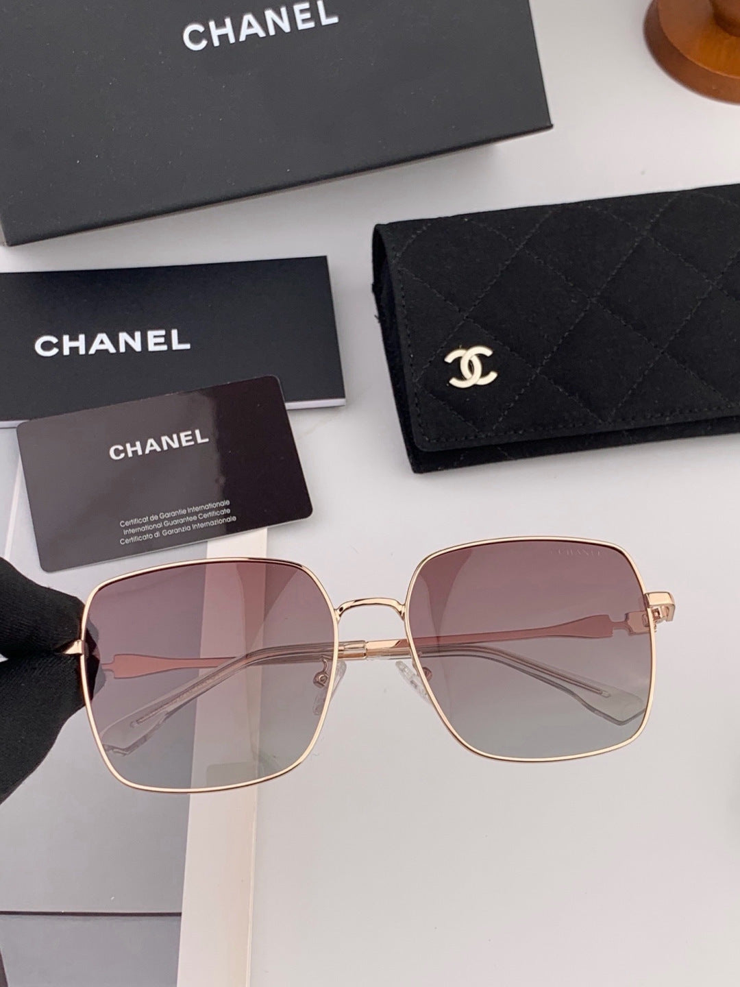 Chanel CH25813 Fashion Gold Lens Sunglasses for Men & Women - 449044 - detail image 3