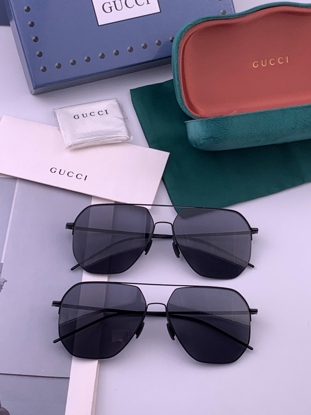 Gucci G3227 Polarized Aviator Gold Lens Sunglasses for Men - detail image 7