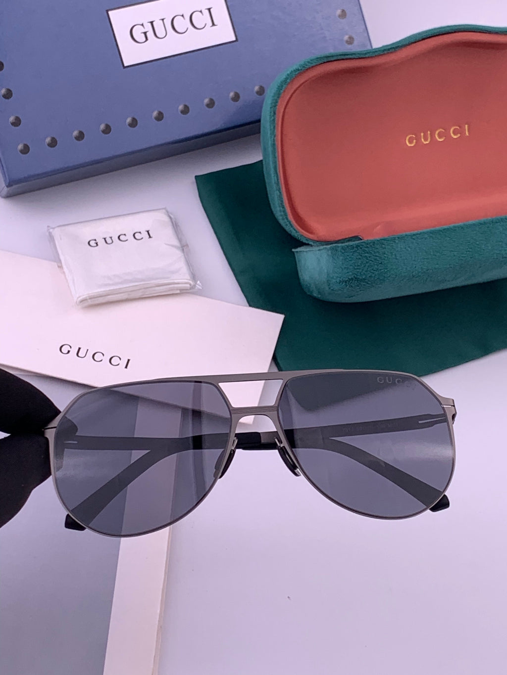 Gucci G2731 Polarized Fashion Black Lens Sunglasses for Men & Women