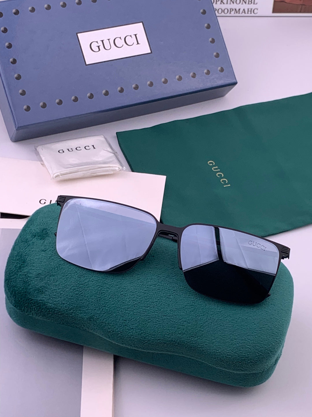 Gucci G01810 Polarized Aviator Gold Lens Sunglasses for Men - detail image 7