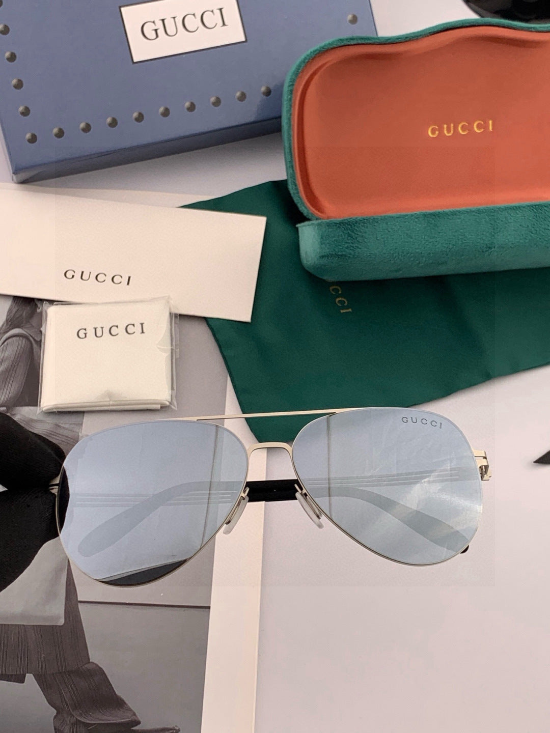 Gucci G1502 Polarized Fashion Gold Lens Sunglasses for Men & Women - detail image 2