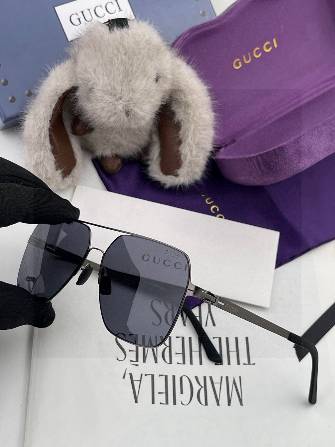 Gucci G3733 Polarized Fashion Black Lens Sunglasses for Men & Women - detail image 4