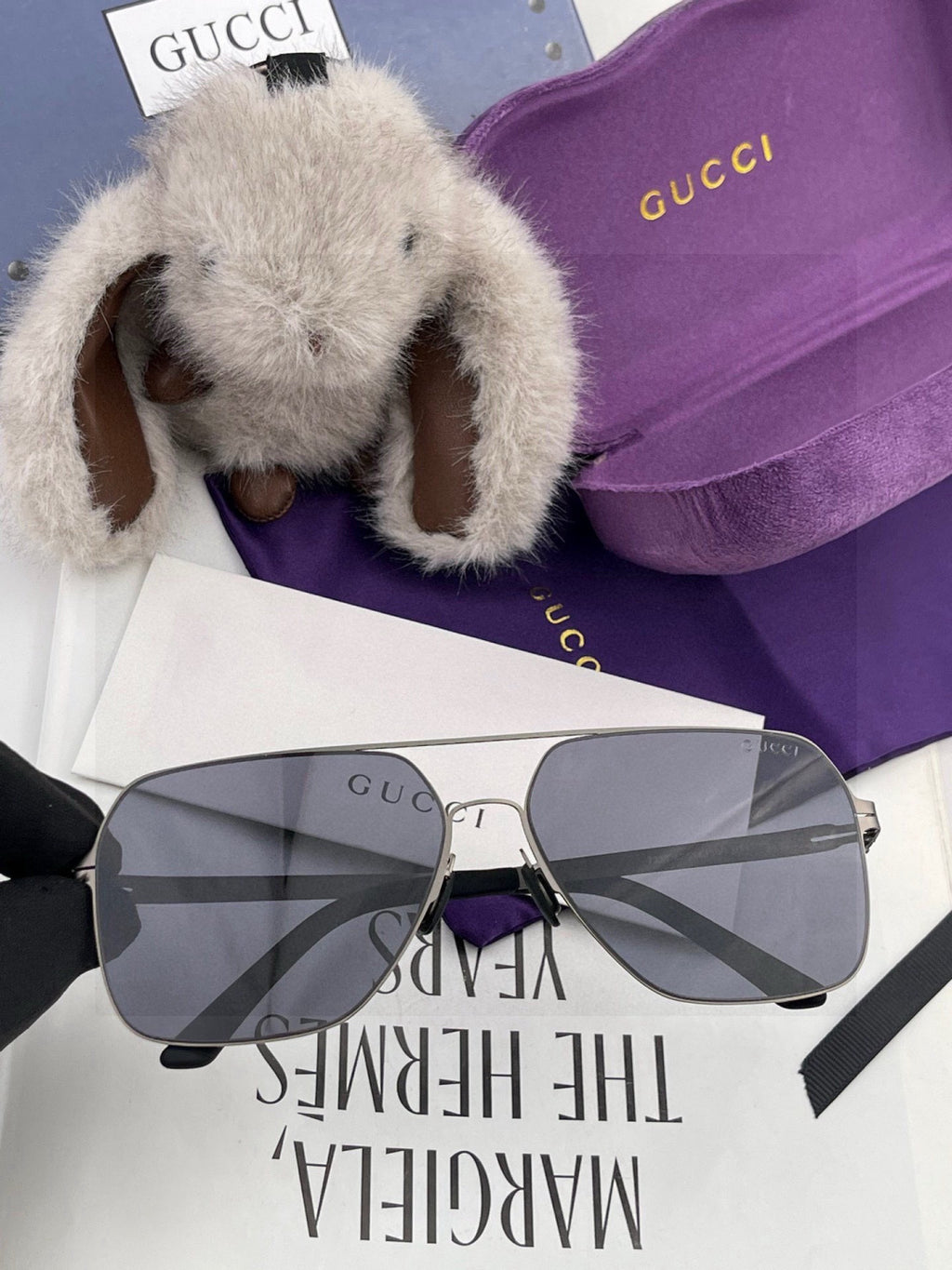 Gucci G3733 Polarized Fashion Black Lens Sunglasses for Men & Women - detail image 2