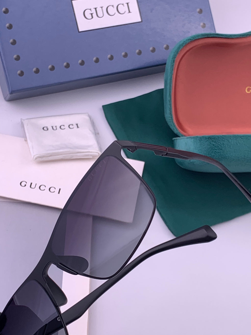 Gucci G197 Polarized Aviator Gold Lens Sunglasses for Men - detail image 2