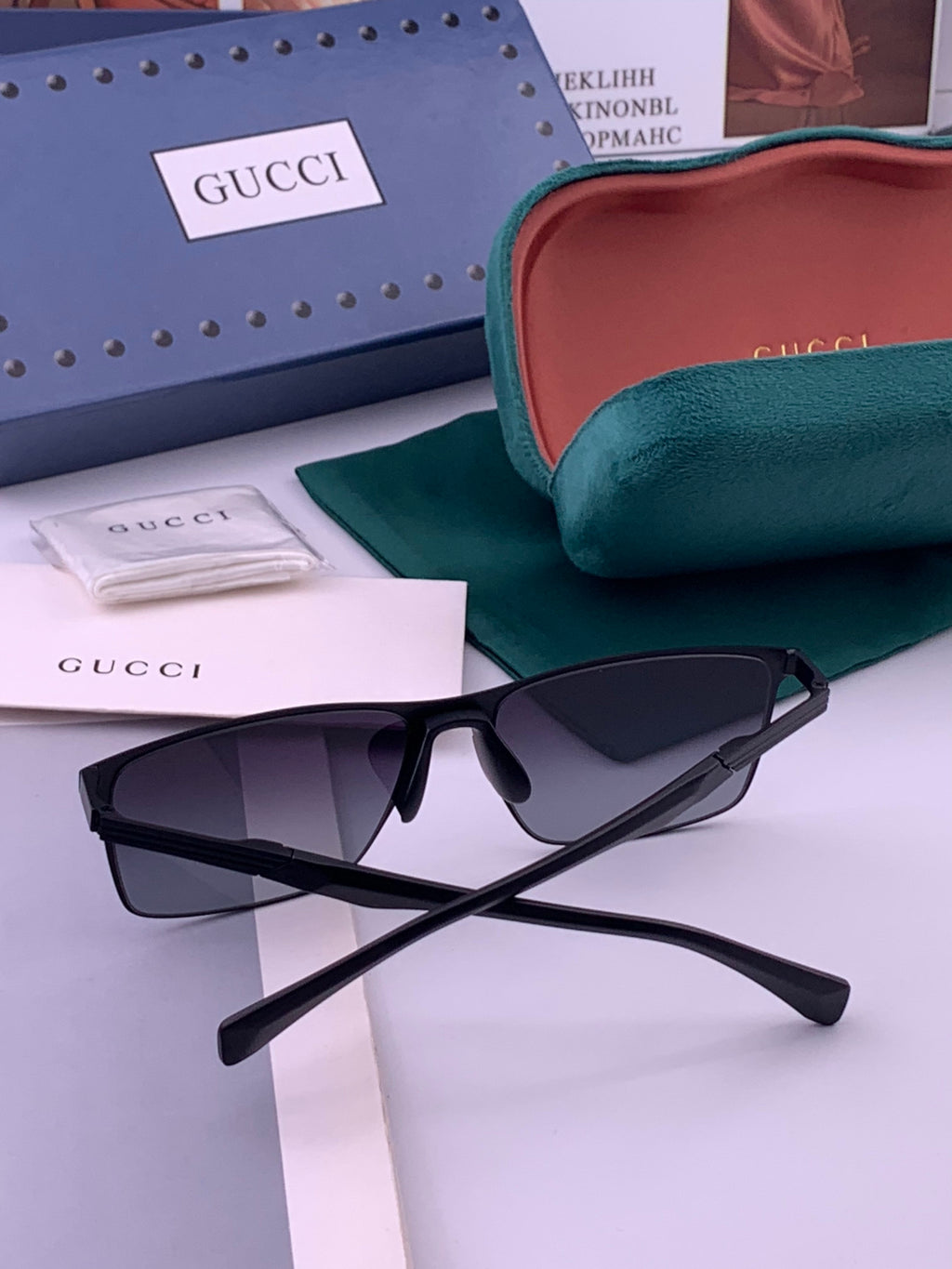 Gucci G197 Polarized Aviator Gold Lens Sunglasses for Men - detail image 3