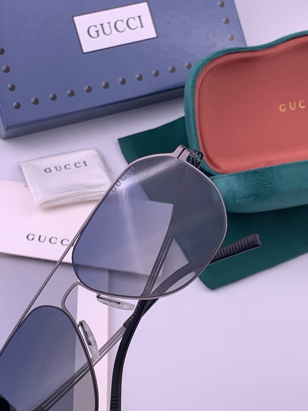 Gucci G911 Polarized Fashion Gold Lens Sunglasses for Men & Women - 448874 - detail image 5